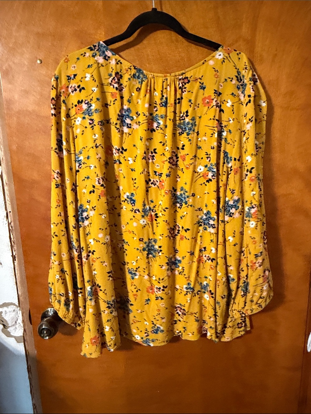 St. John's Bay Mustard Floral V-Neck Tunic - Picture 3 of 3